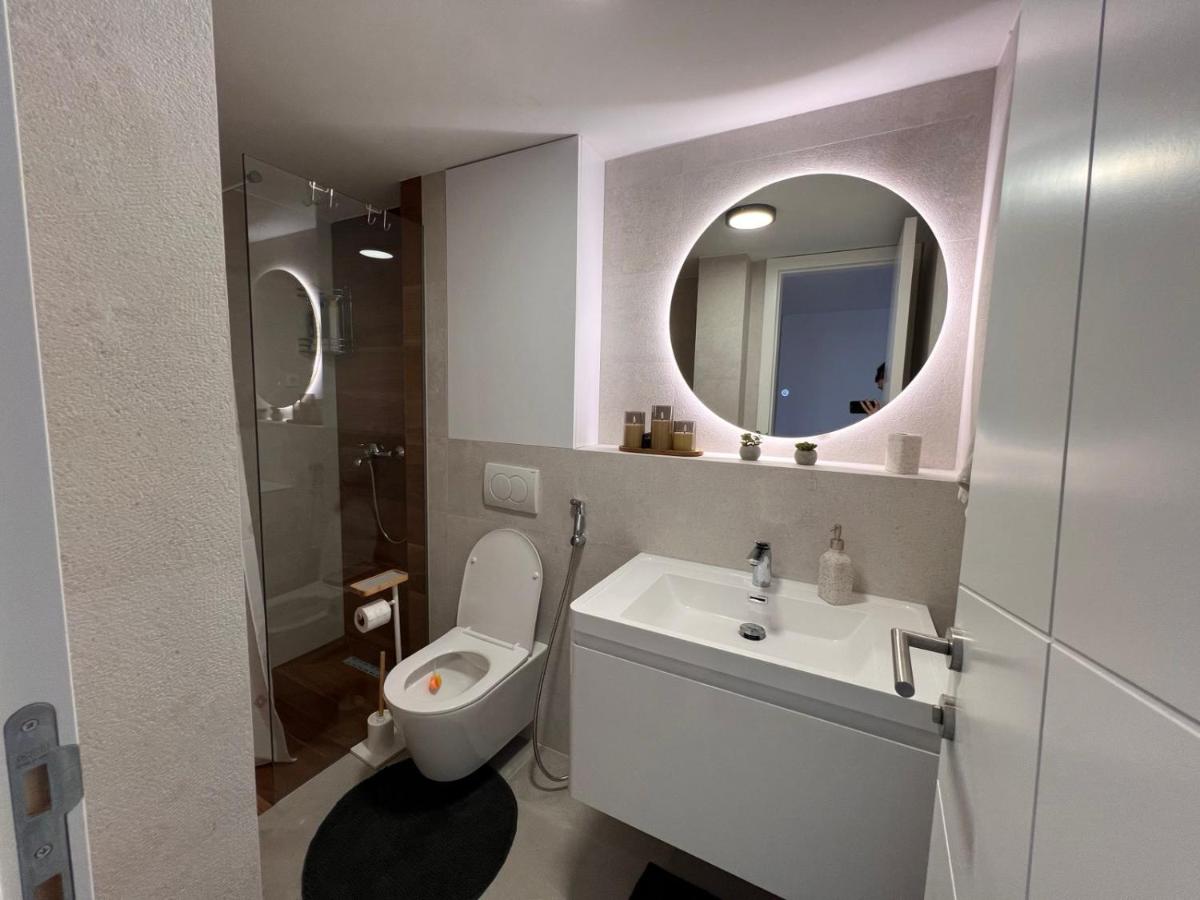 Bjelasnica Tuzlaks Apartment -SAUNA-free parking - Housity
