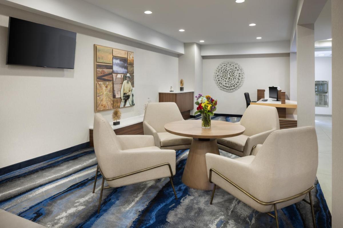 Fairfield Inn & Suites Jacksonville Airport - Housity