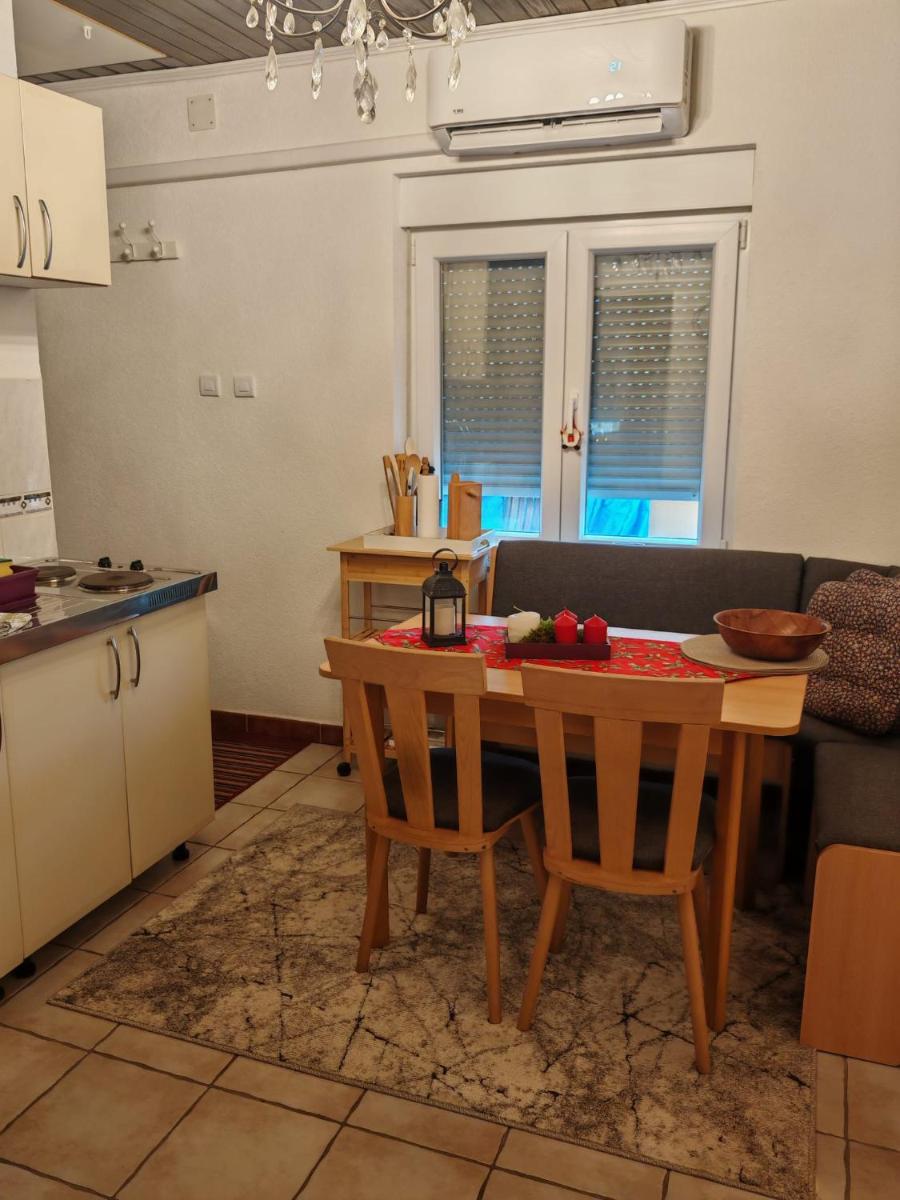 Holiday House Provance - Housity