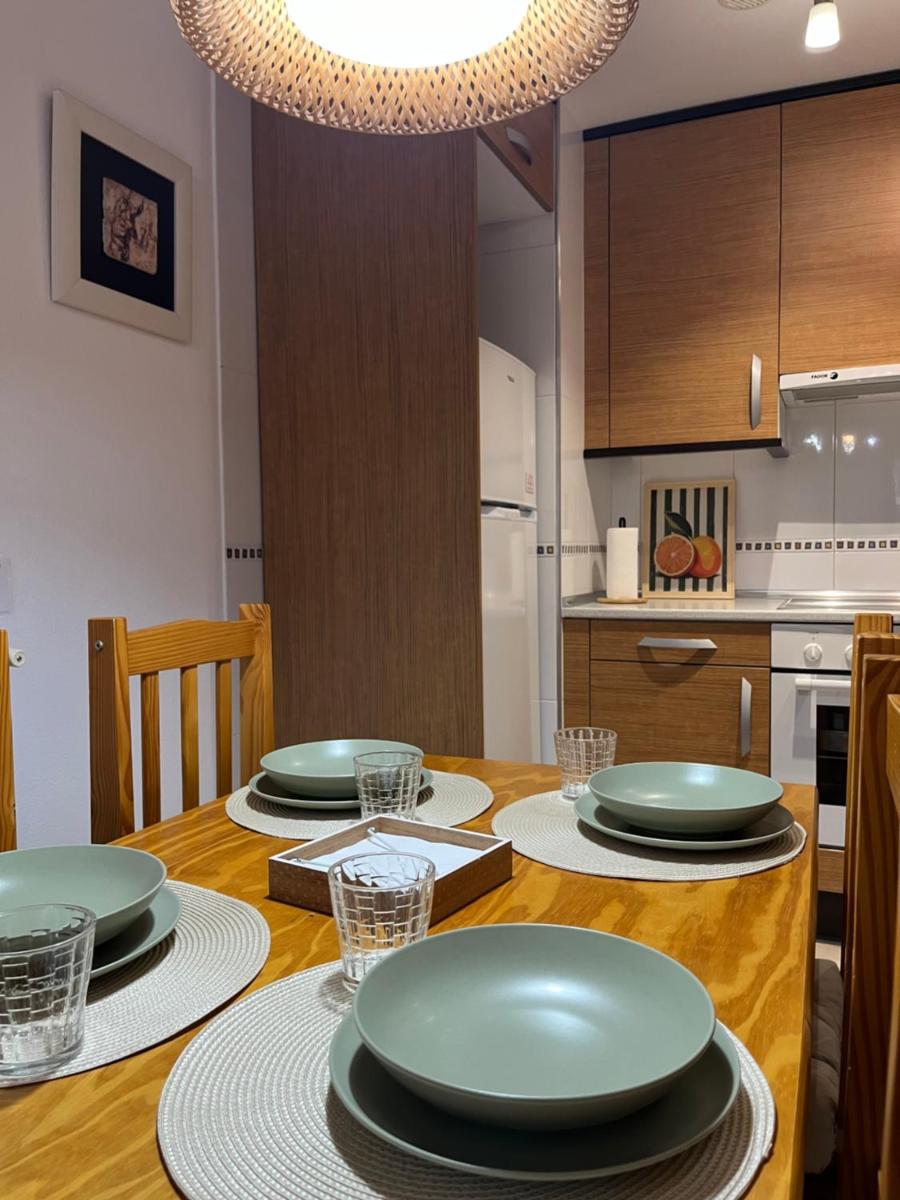 Acogedor Apartamento En Huesca - Housity