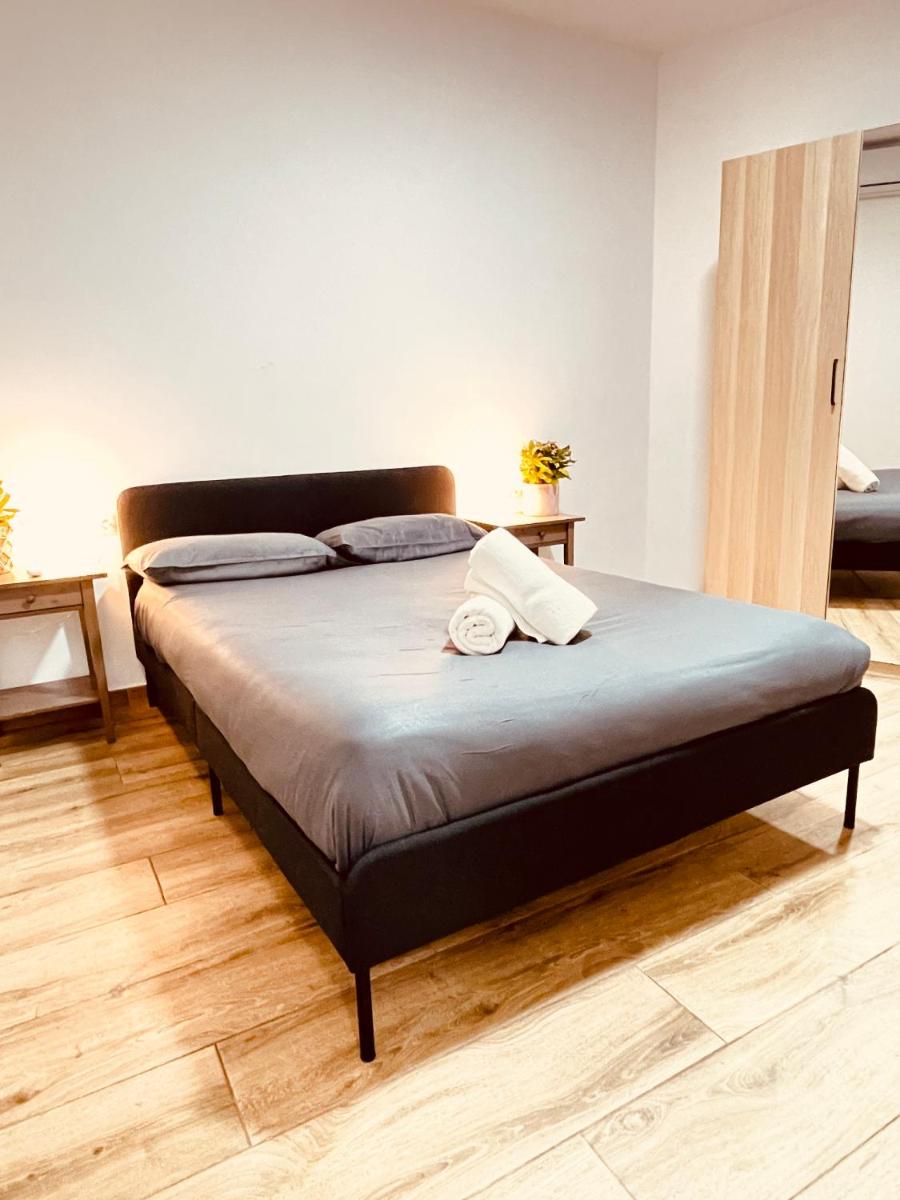 Apartamentos Tarradellas Sants Estació - Housity