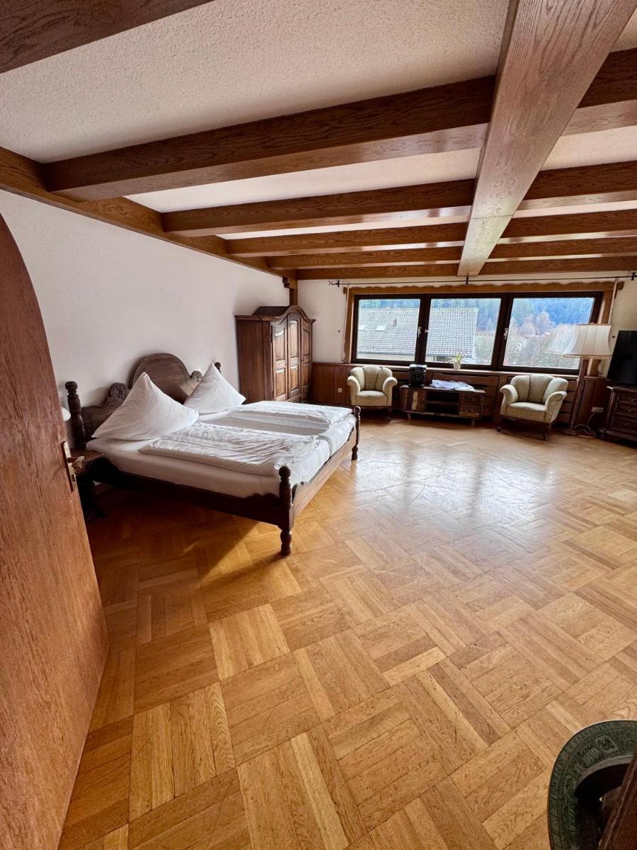 Bed & Breakfast Schäfer - Housity