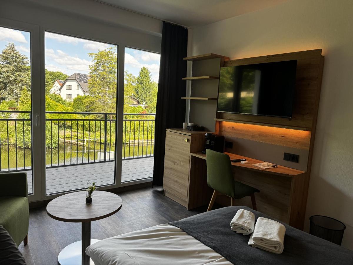 East-Riverside Boardinghouse - Housity