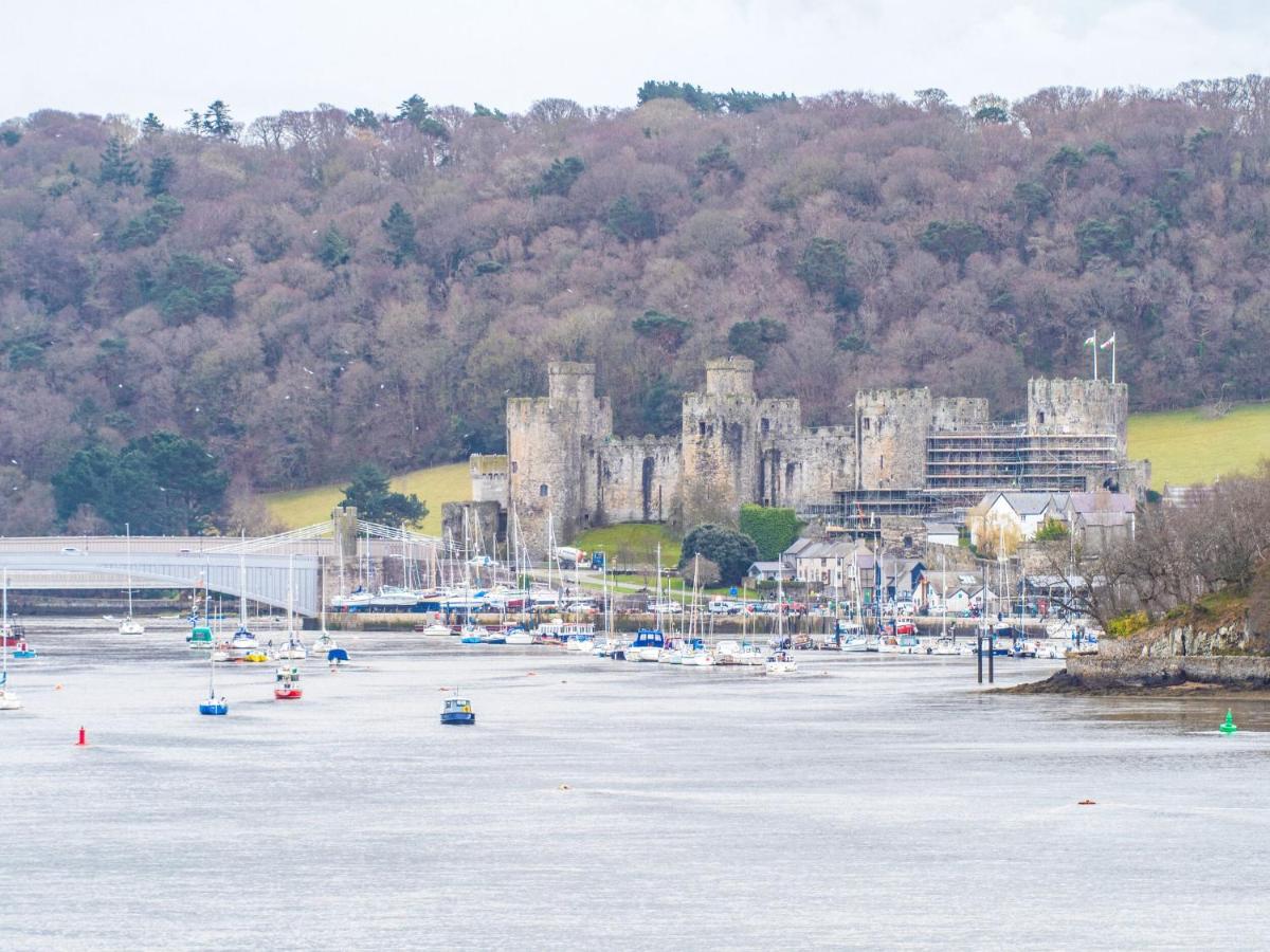 Heulfan - 17 Deganwy Castle Apartments - Housity