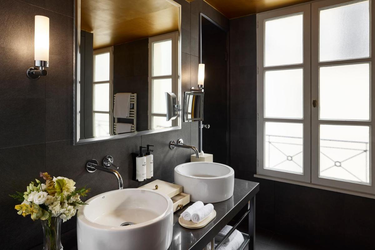 Salle de bains dans l'établissement Sofitel Paris Le Faubourg