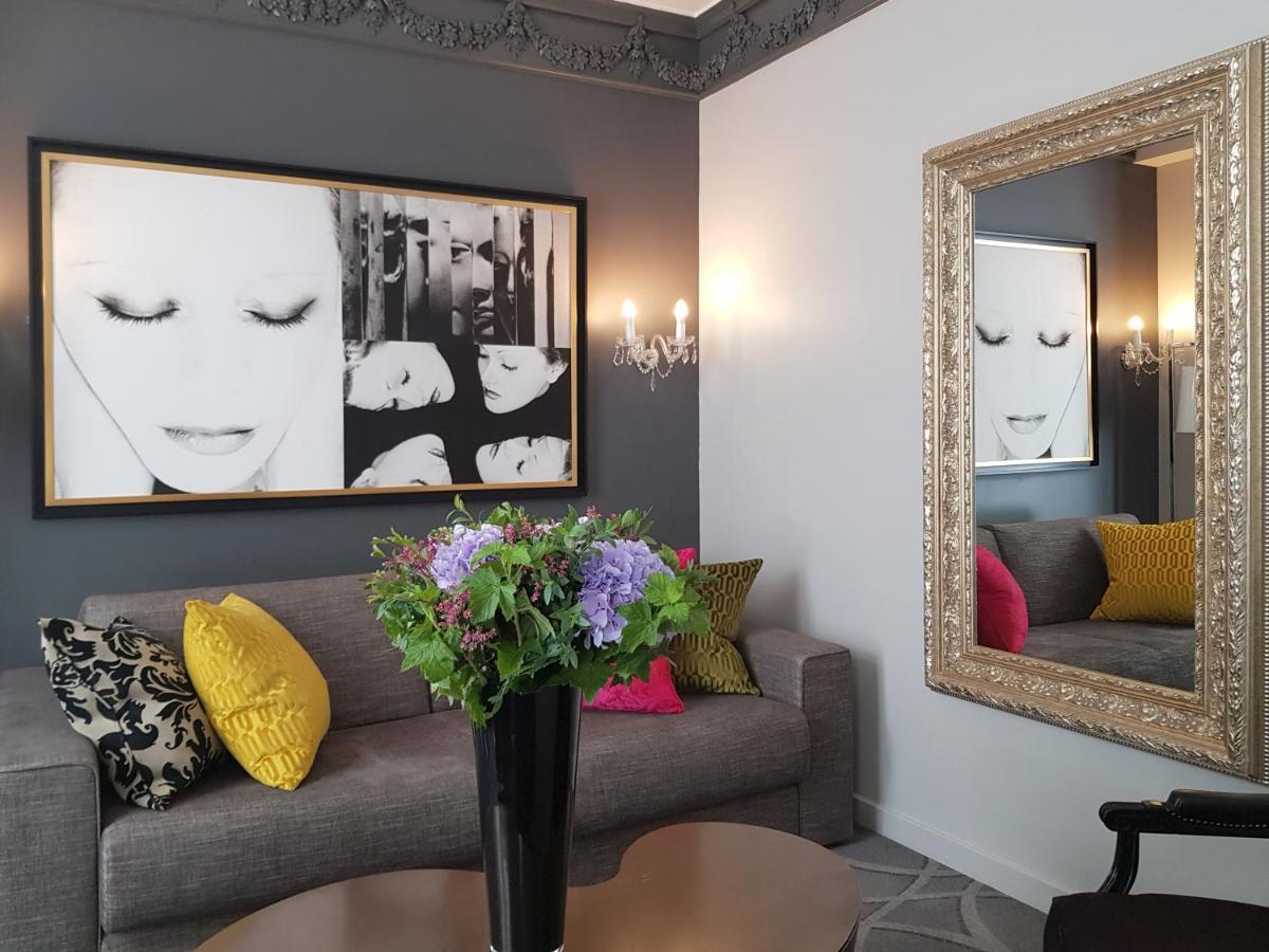 Coin salon dans l'établissement Sofitel Paris Le Faubourg