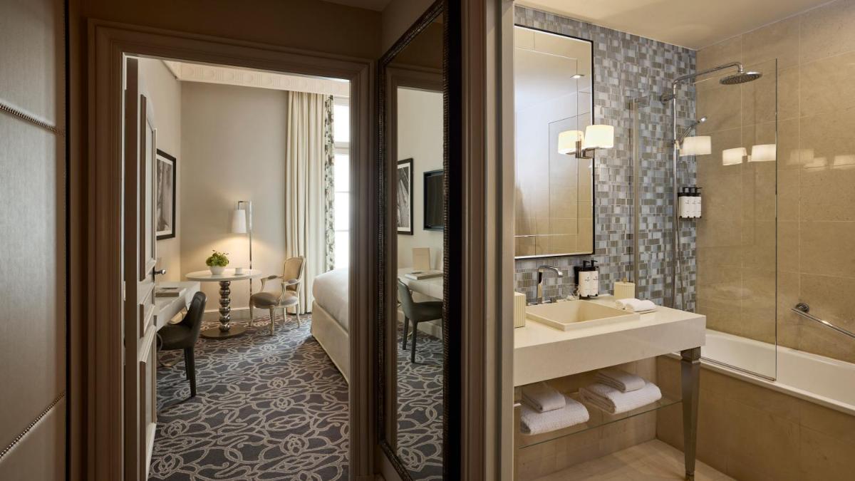 Salle de bains dans l'établissement Sofitel Paris Le Faubourg