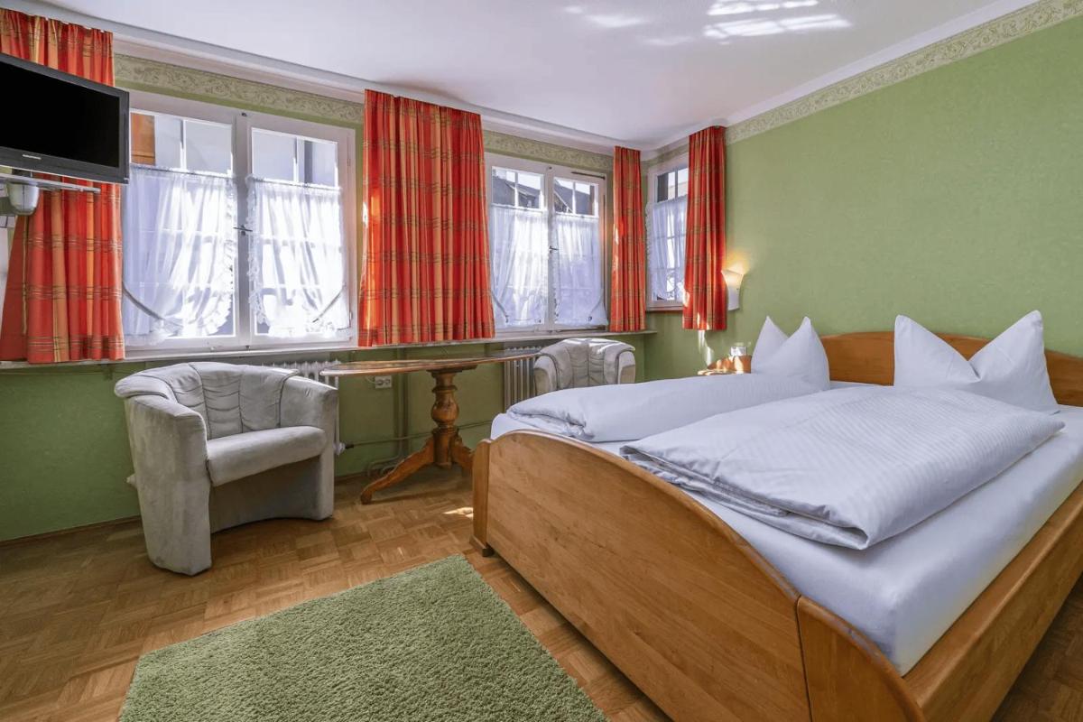 Hotel Bären Meersburg - Housity