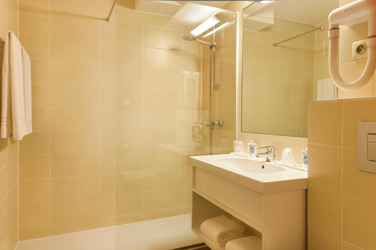 Kyriad Hotel Strasbourg Lingolsheim - Housity