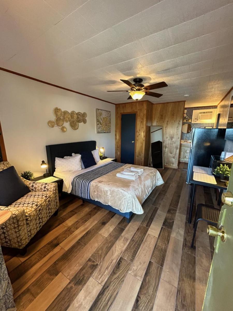 High Point Mountain Motel - Housity