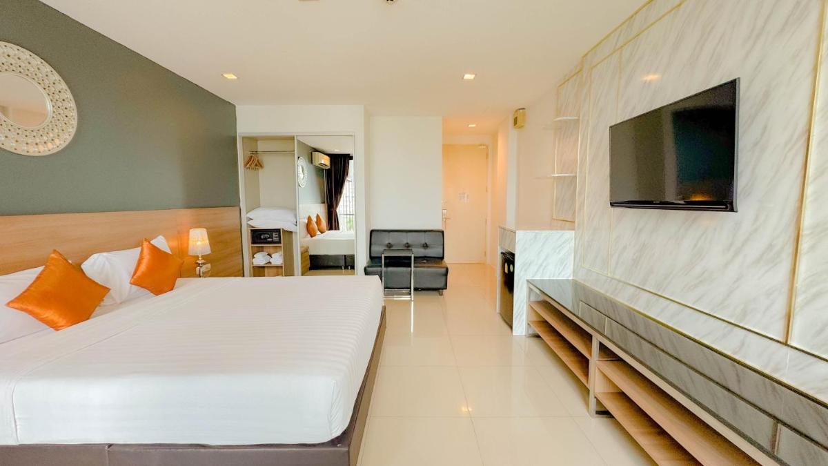 Marigold Sukhumvit - Free Shuttle to BTS Bearing Station - Housity