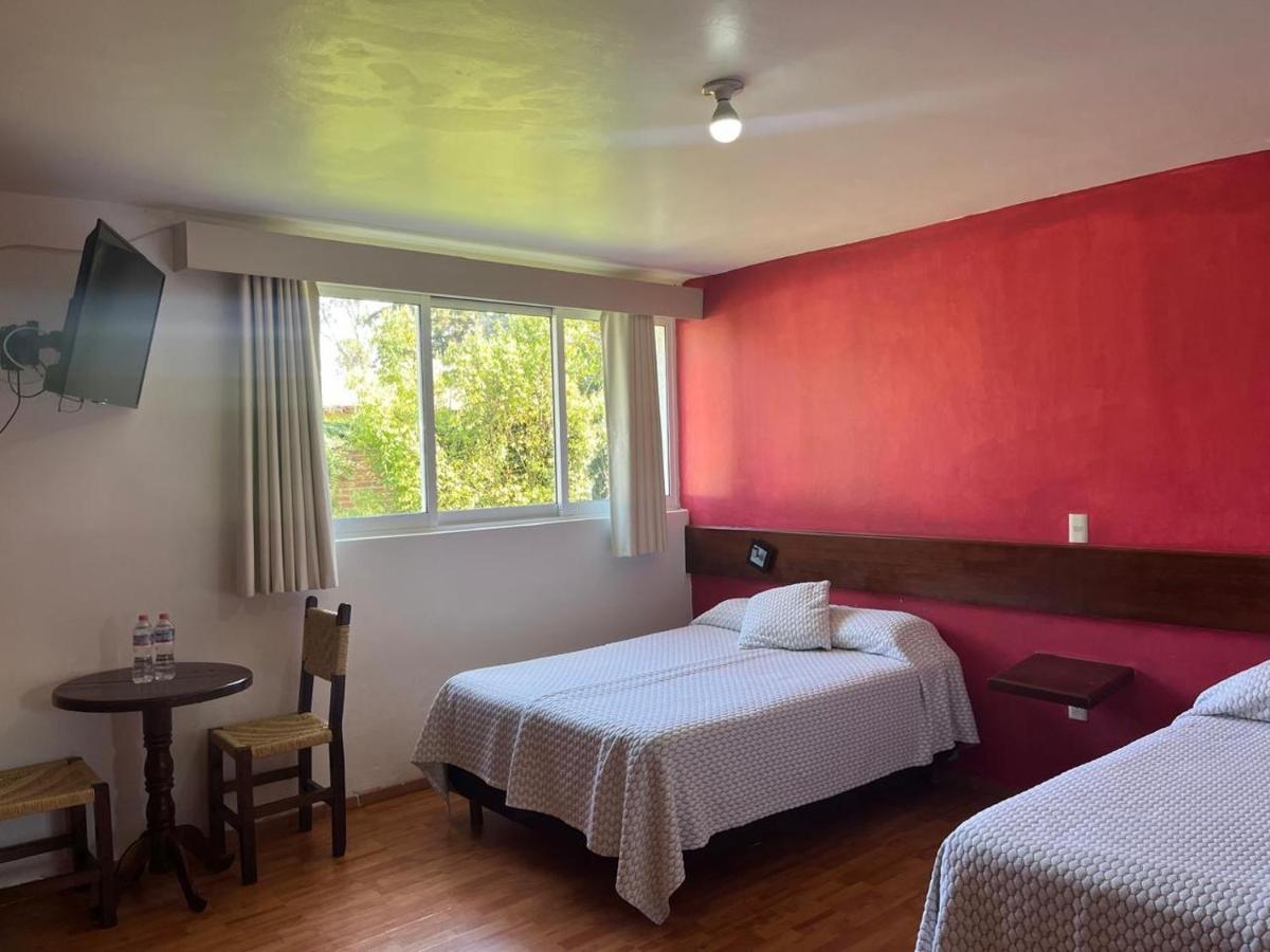 Hotel Sierra Bonita - Housity