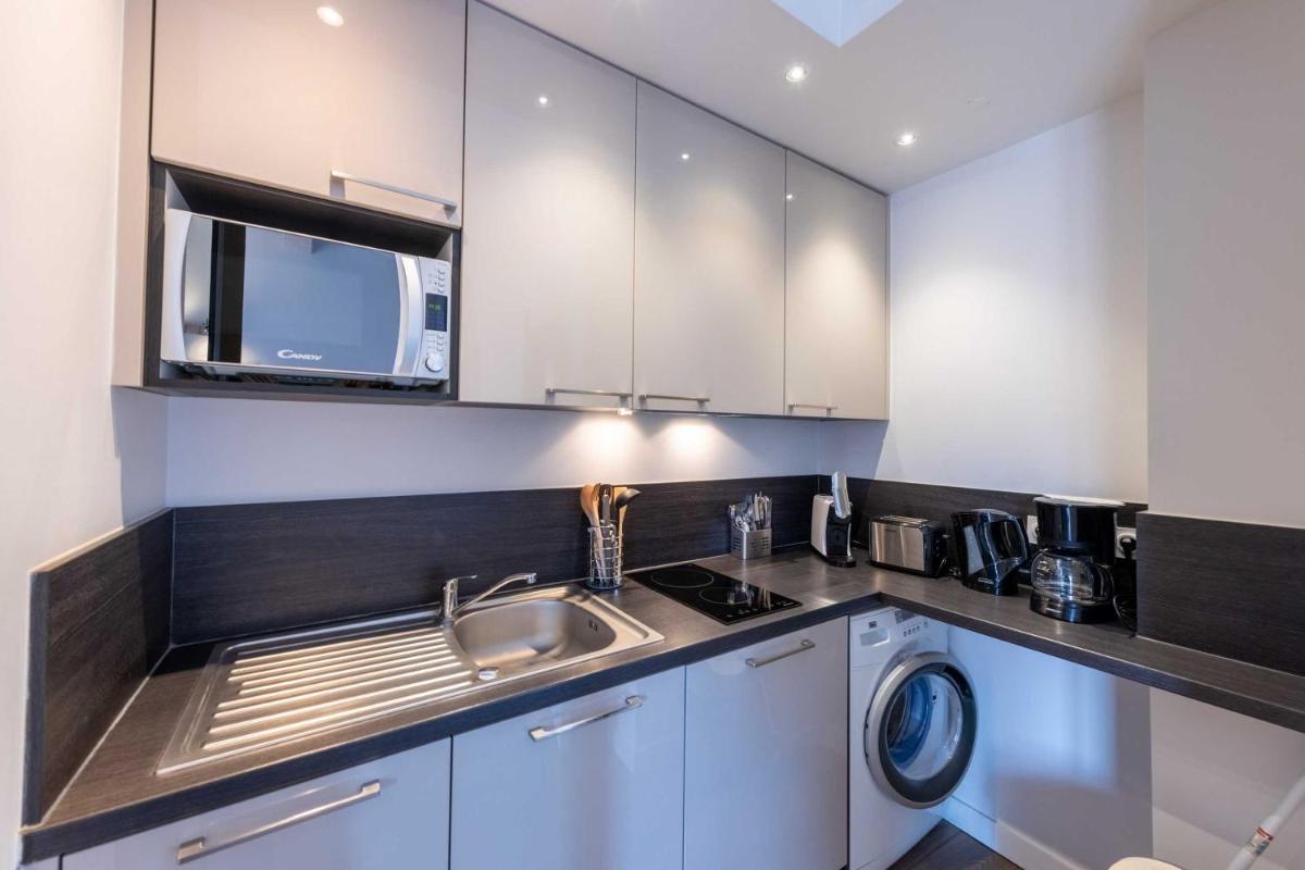 Cuisine ou kitchenette dans l'établissement Hôtel & Spa Le Madeloc - Collioure Centre
