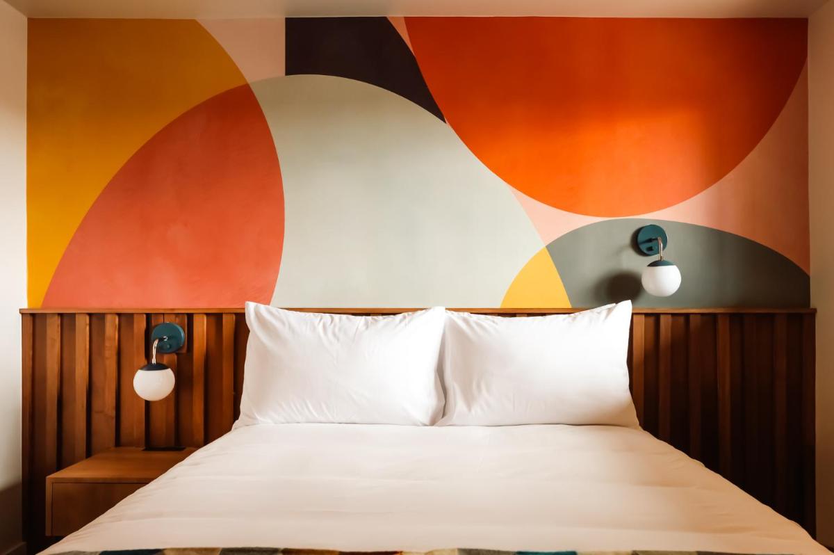 La Vista Motel - Housity