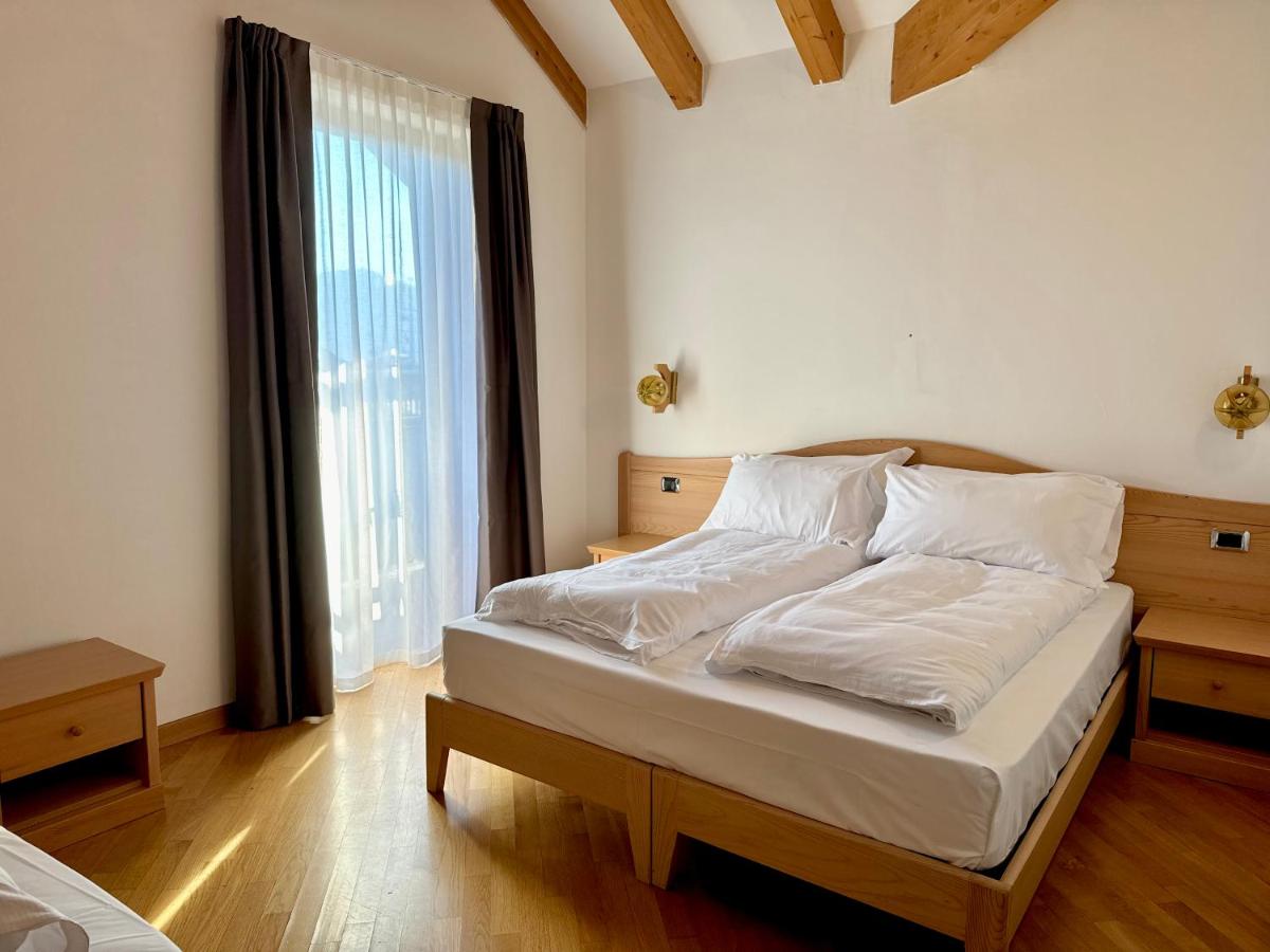 HC Hotel Garni - Rooms and Apartments - Housity