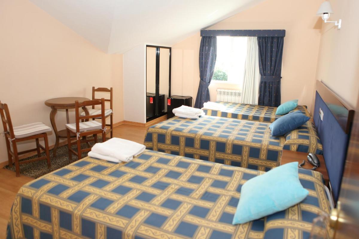 Hotel Santa Cruz - Housity
