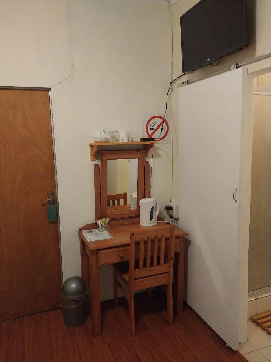 Lily Guesthouse - Hizvo