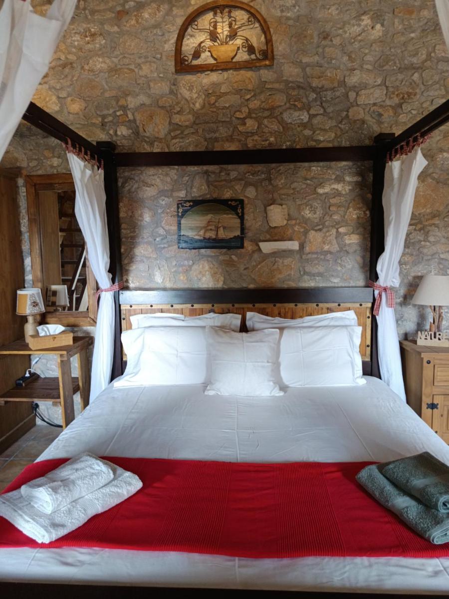 ILAKATI House, Megalo Horio village, Tilos Island - Housity