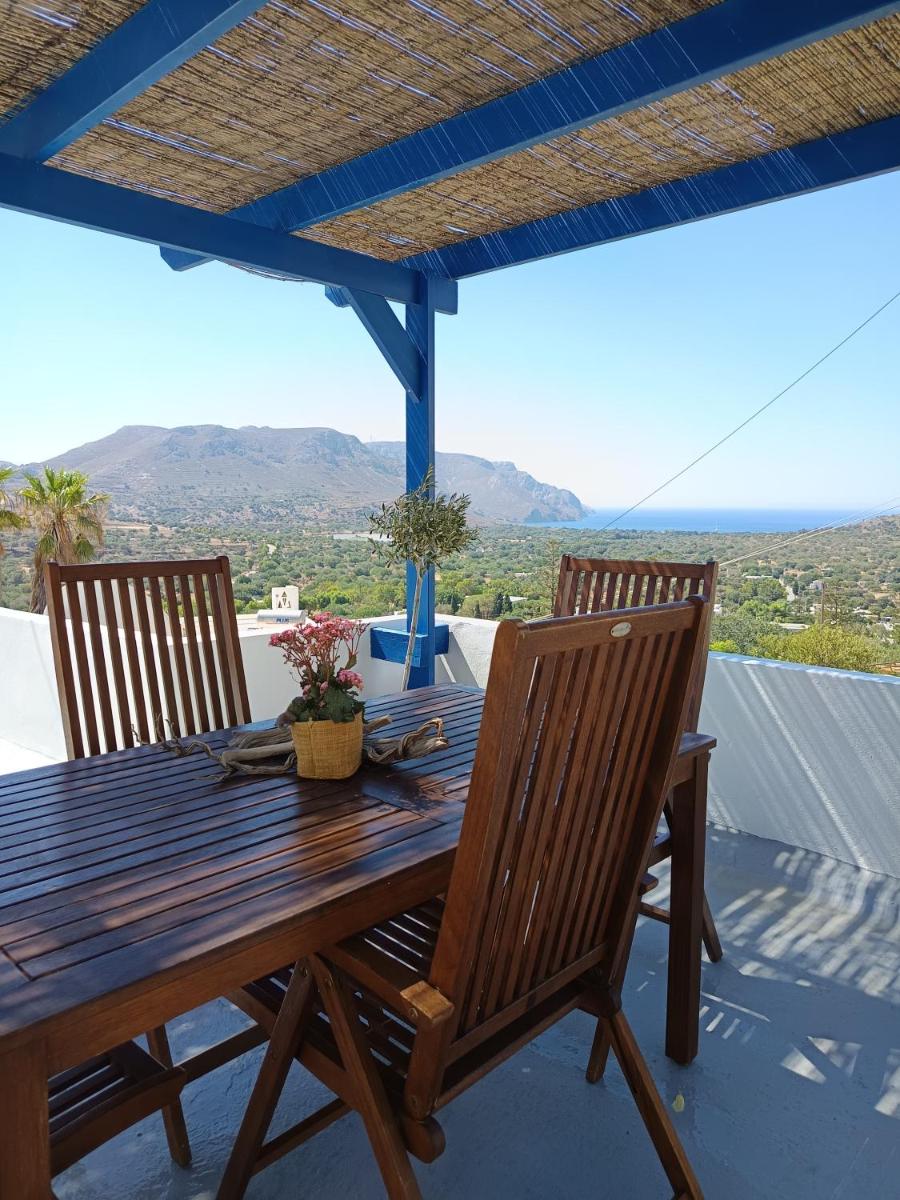 IVISKOS House, Megalo Horio village, Tilos Island - Housity