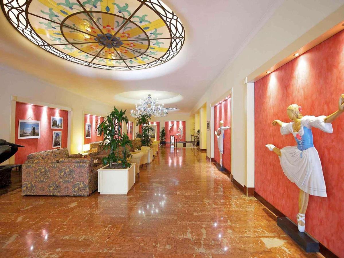 Mercure Reggio Emilia Centro Astoria - Housity