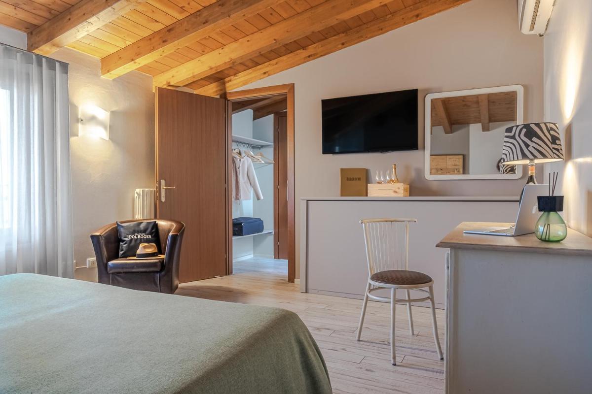 Hotel Noce - Housity
