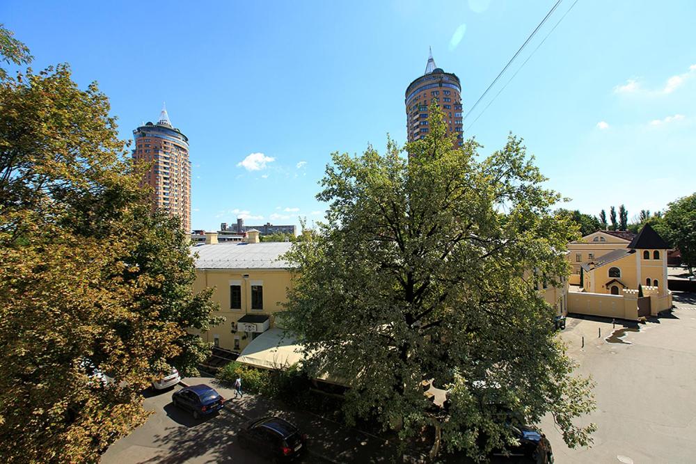 Suitetrails - Apartments on Pechersk