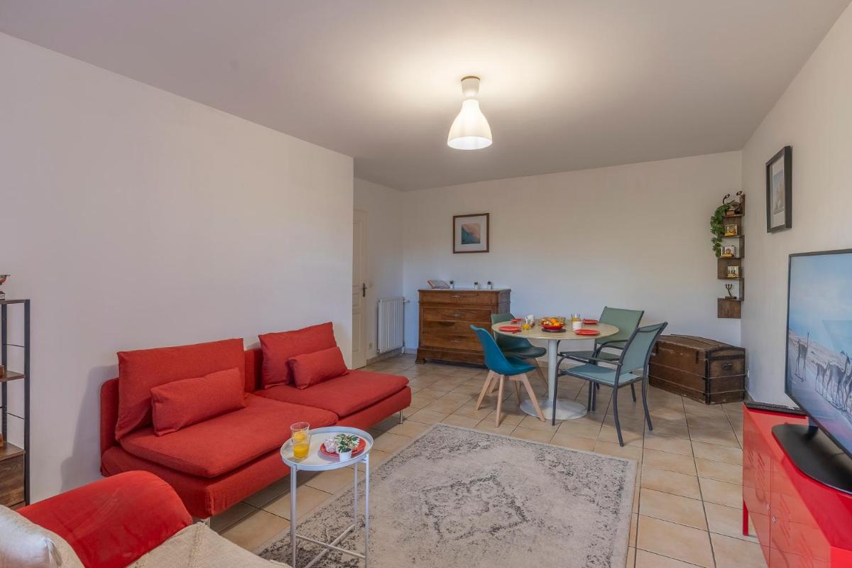 Le Nomade, Parc Montcalm et stationnement privé - Hizvo