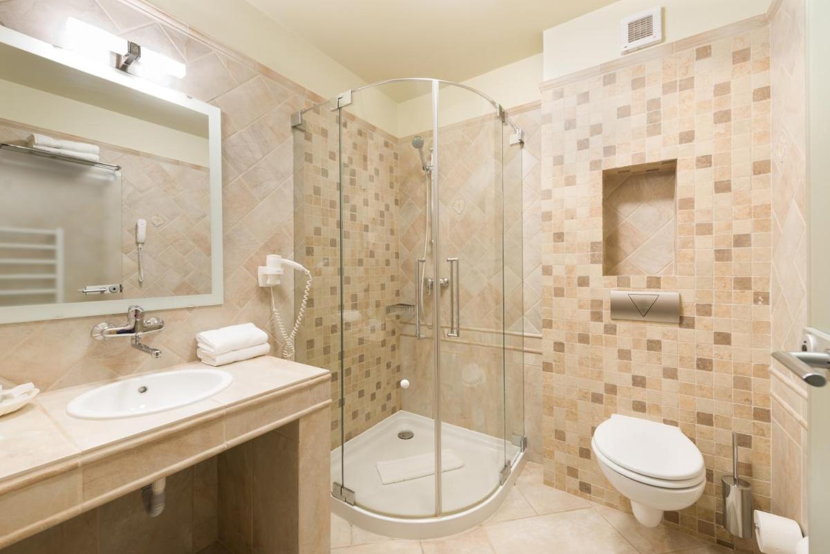 Hotel Sonnenhof - Housity