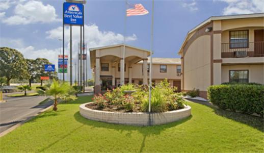 Apple Tree Inn - Housity