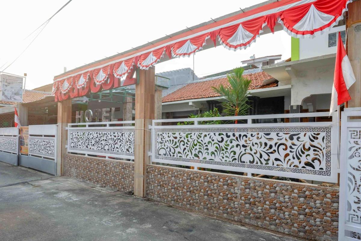 Capital O 92929 Hotel New Tirta Kencana Syariah - Housity