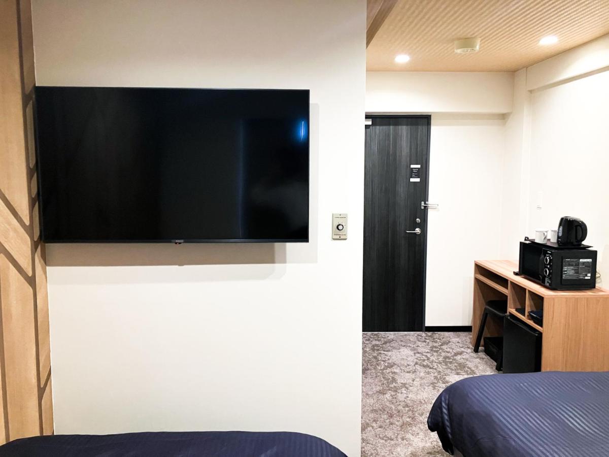 HOTEL LiVEMAX BUDGET Iyo Mishima - Housity