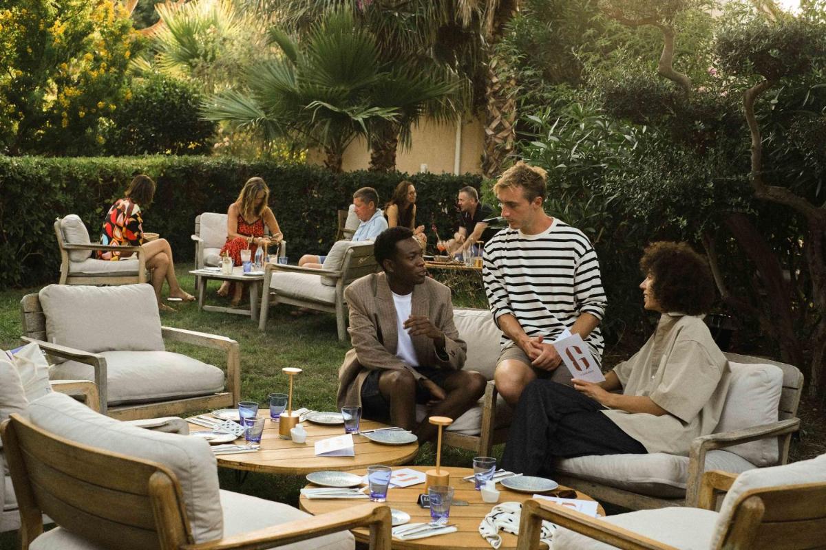Clients de l'établissement Hôtel Helios & SPA - Ile des Embiez