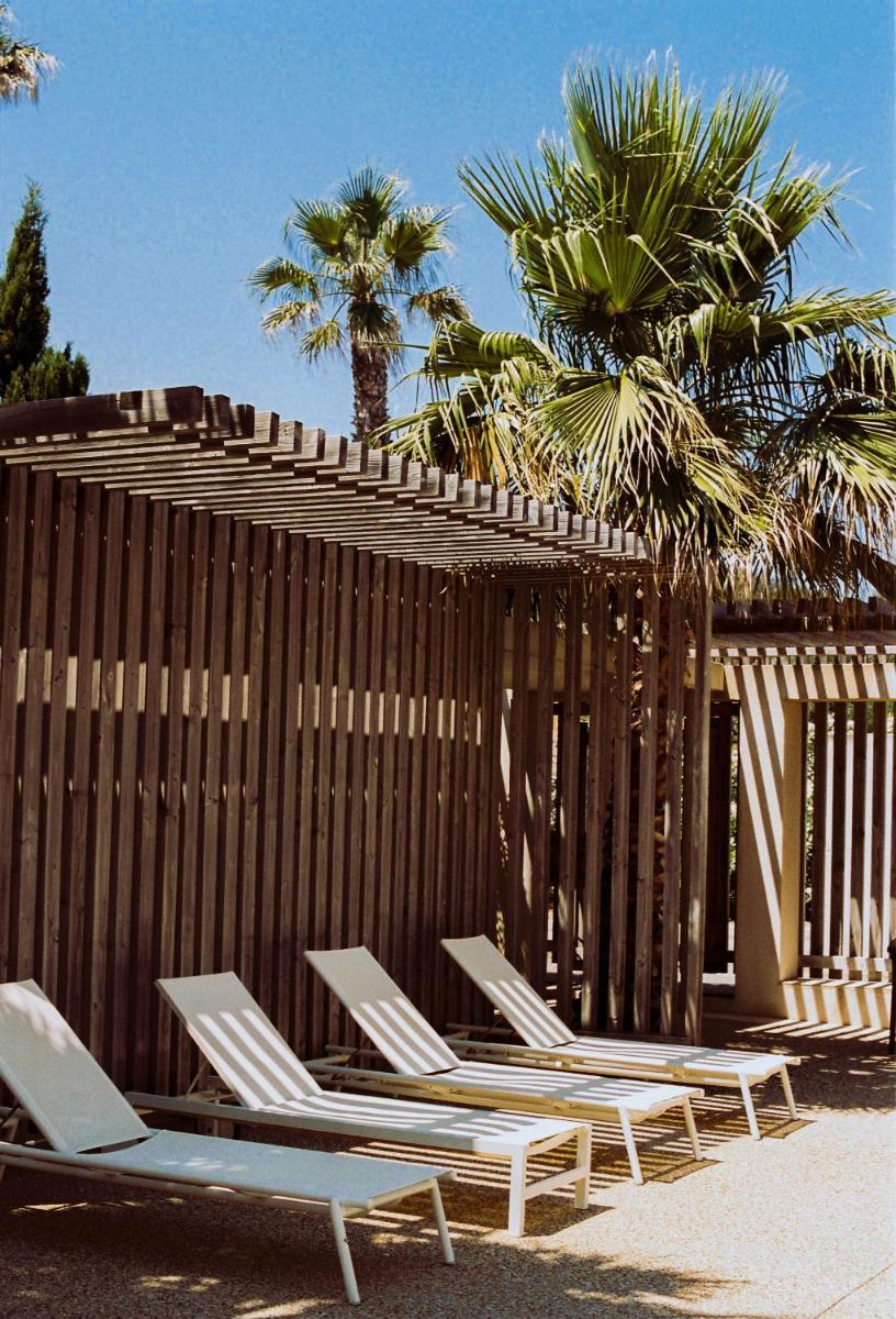 Photo de la galerie de l'établissement Hôtel Helios & SPA - Ile des Embiez, à Six-Fours-les-Plages