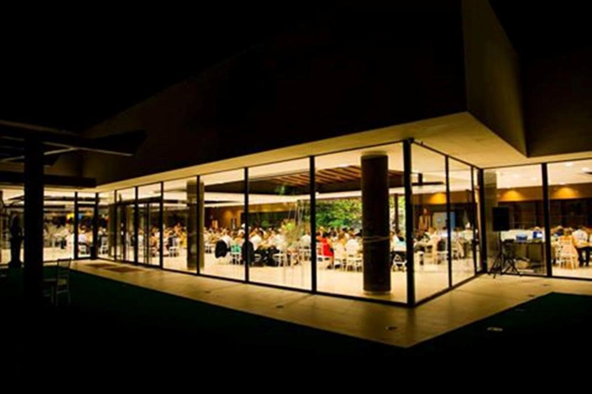 Piscina en o cerca de Executive Sport
