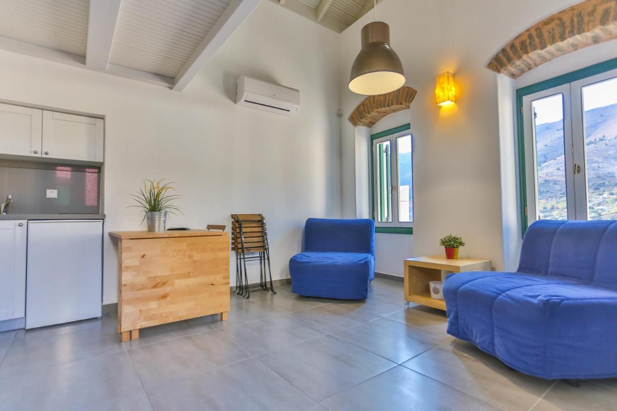 Suitetrails - Annika Deluxe Apartments