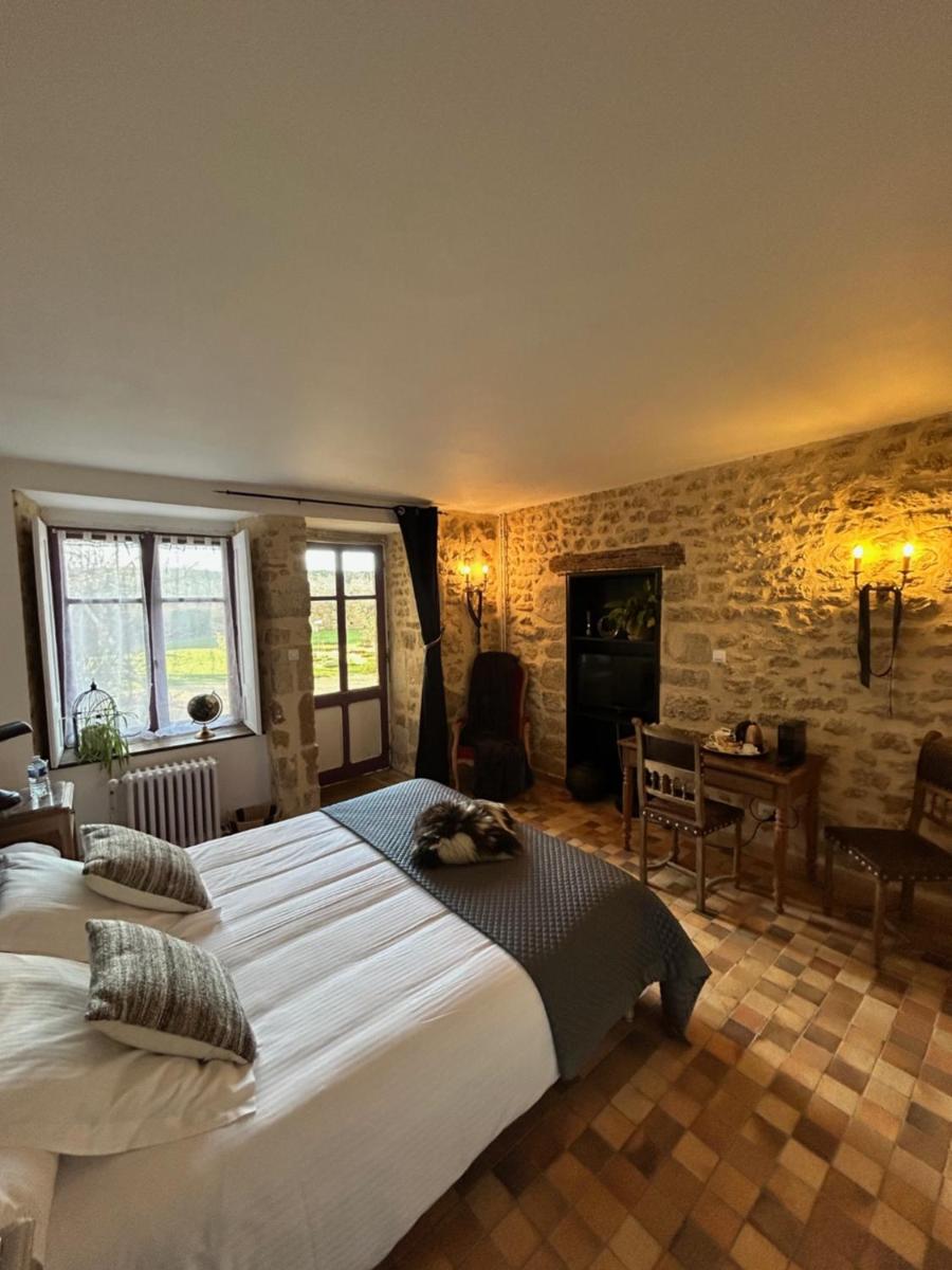 Le Vieux Chateau - Hizvo