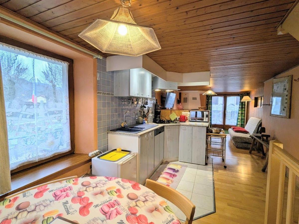 Appartement cosy au cœur de Vagney, proche commerces et sentiers, terrasse et cheminée, à 15km Gérardmer - FR-1-589-304 - Housity