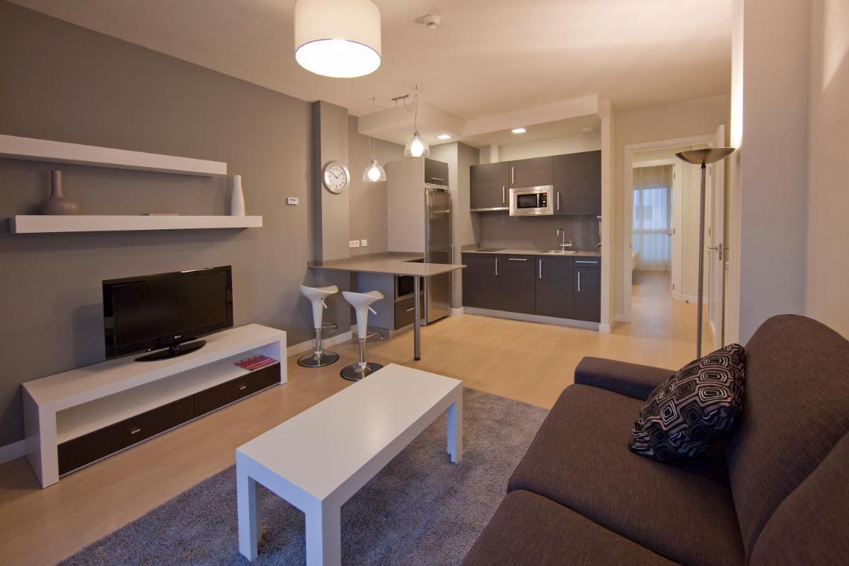 Apartamentos Irenaz - Housity