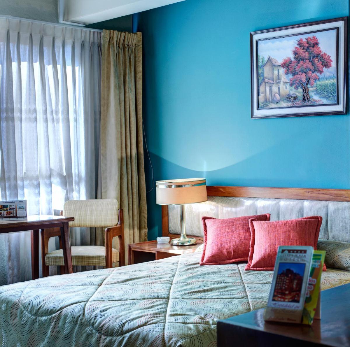 Cesar's Plaza Hotel - Housity