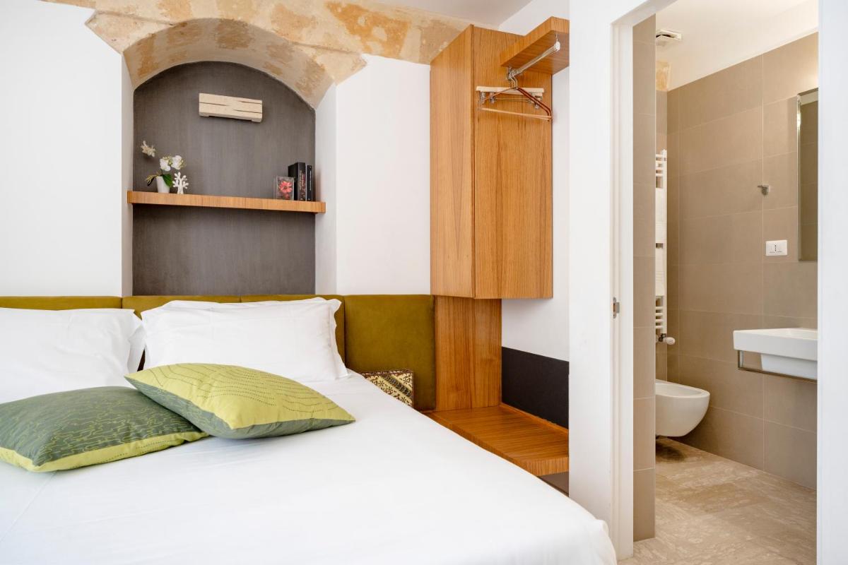 Casa Festa Rooms - Affaccio sul Canyon a due passi dai Sassi - Housity