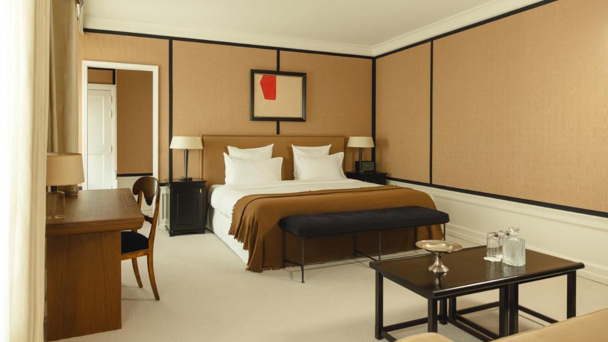 Un ou plusieurs lits dans un hébergement de l'établissement Hôtel Balzac Paris & Spa Ikoï