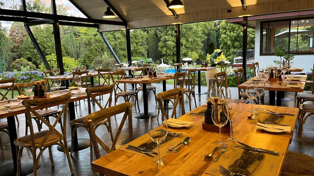 Hotel Pucon Green Park - Housity