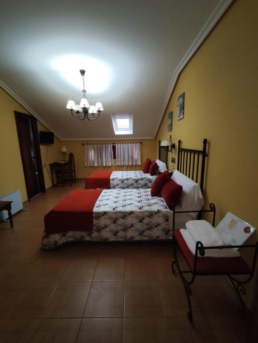 Hostal Juan - Housity