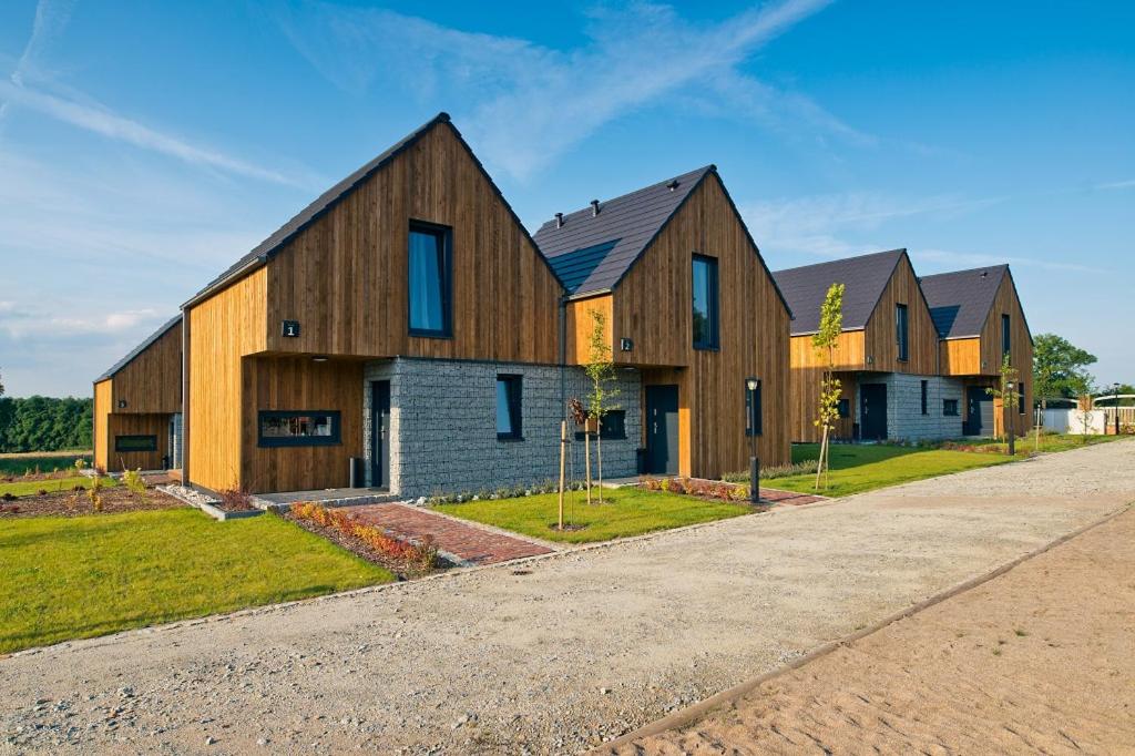 Gosciniec Jaroszewskie Wzgorze - Housity