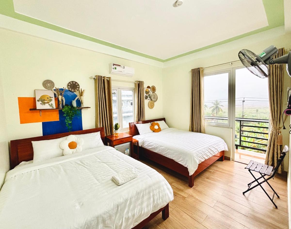 Bamboo Riverside Home - Housity