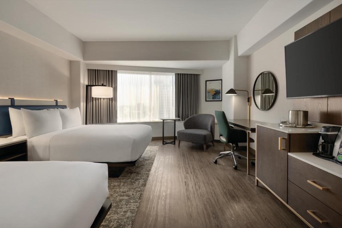 Crowne Plaza Seattle, an IHG Hotel with no Resort Fee - Housity