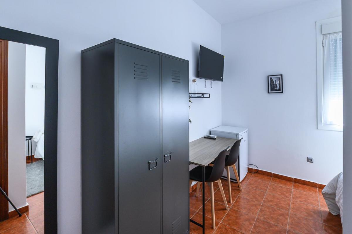 Hotel Lazkao - Housity