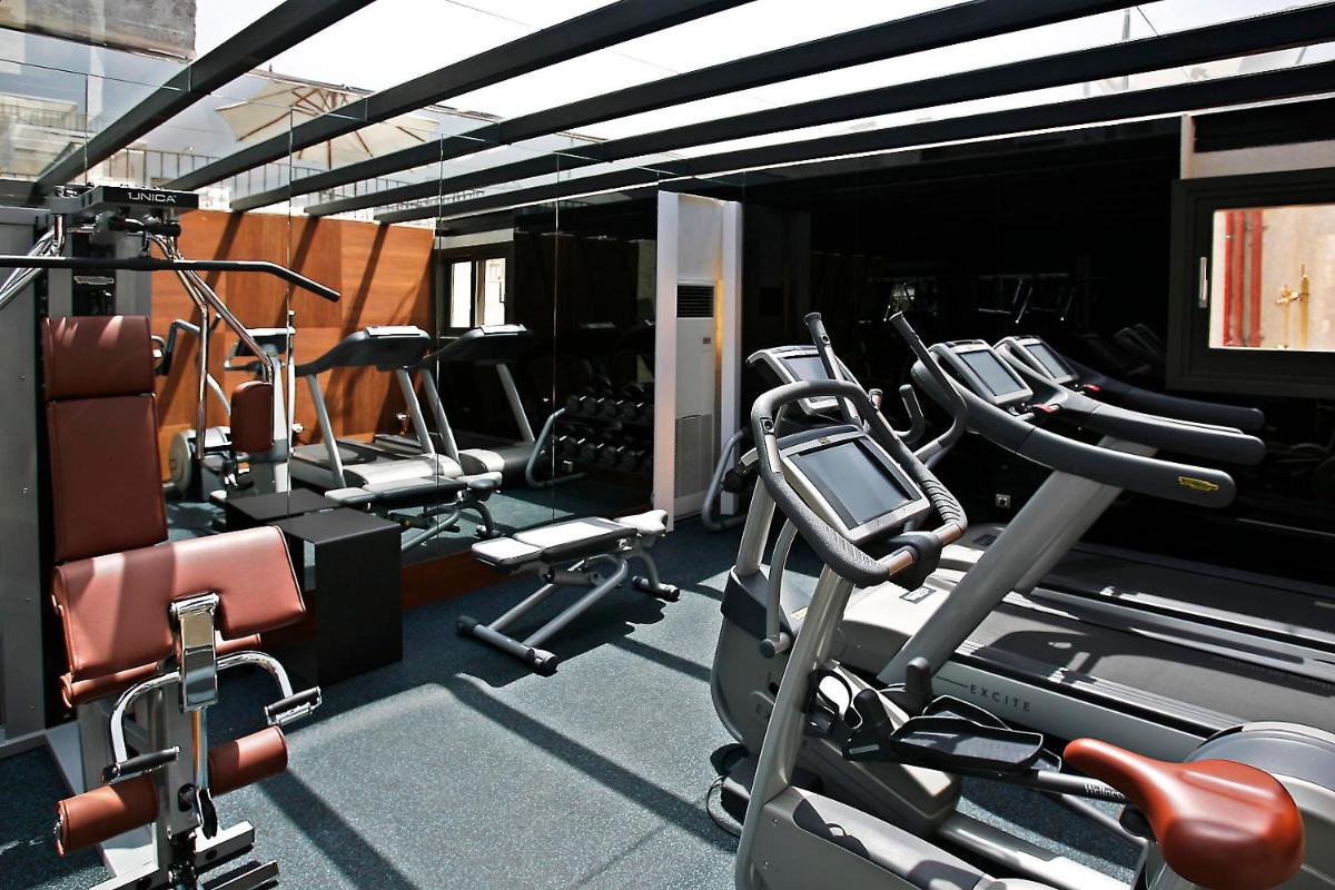 Gimnasio o instalaciones de fitness de EME Catedral Mercer Hotel