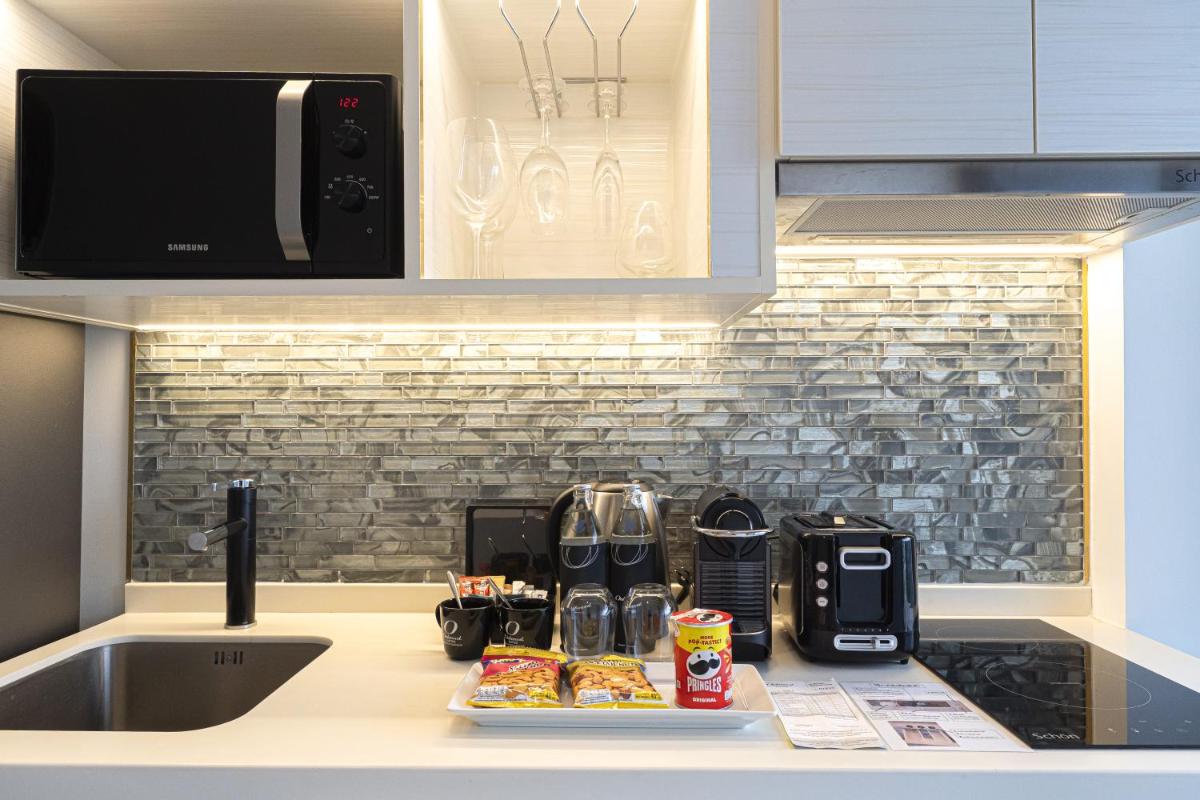 Oakwood Suites Tiwanon Bangkok - Housity