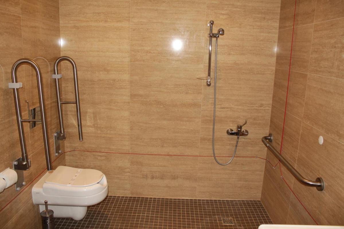 Uma casa de banho em Hotel O Gato & Spa